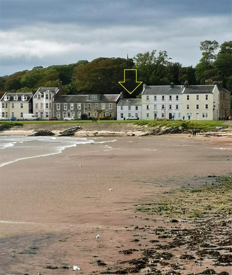 Beside The Bay Apartment Millport Exterior photo